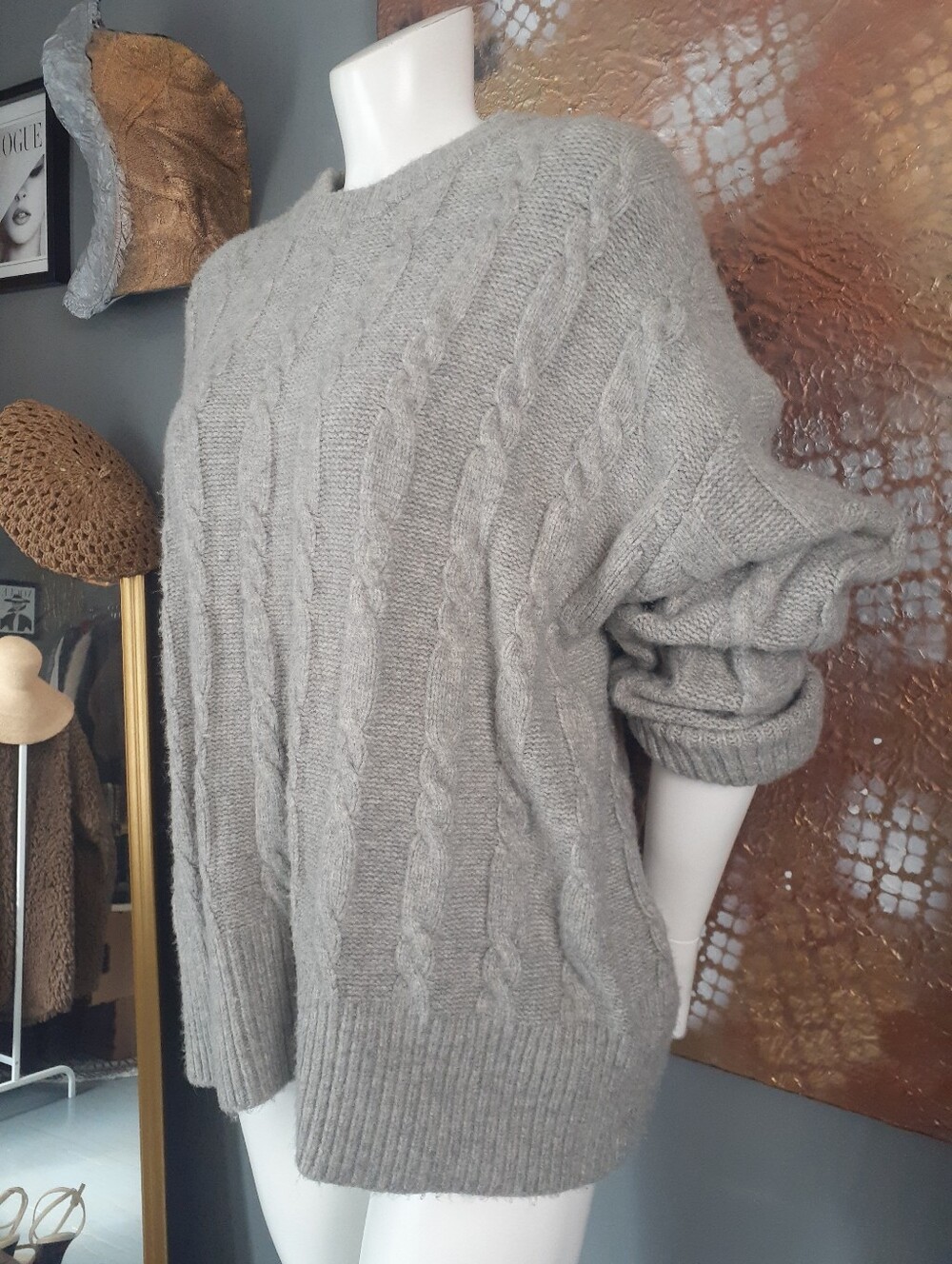 Zara Cozy Cable-Knit Women's Sweater - Gray
